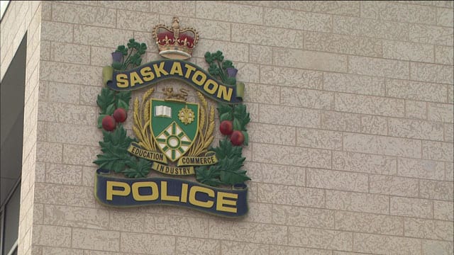 ‘I’m afraid of the guys with guns’: Saskatoon police vs. Indigenous people - APTN News